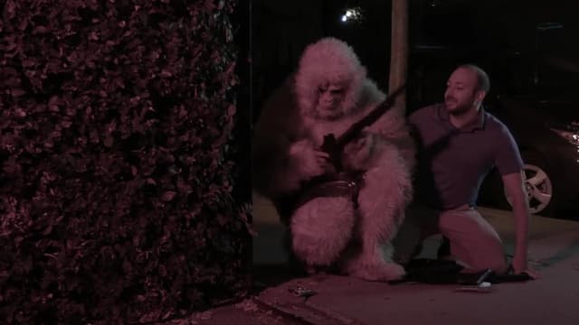 Another Yeti a Love Story: Life on the Streets assista online