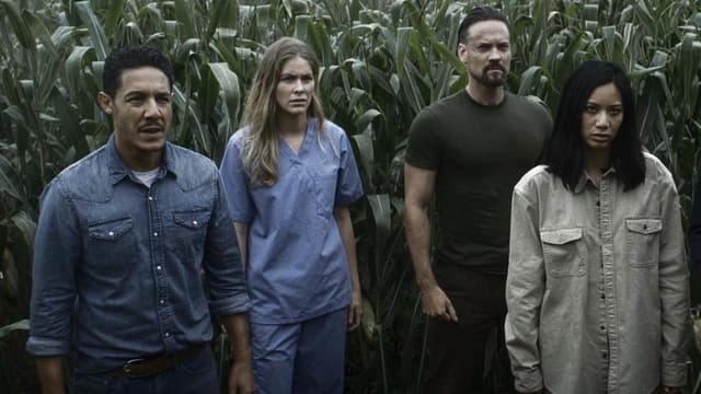 Escape the Field assista online