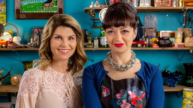 Garage Sale Mysteries: Picture a Murder assista online