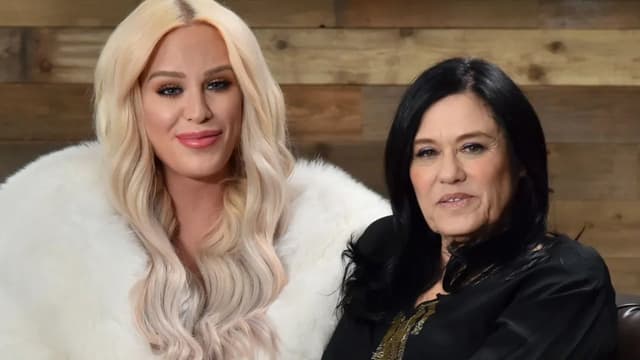 This Is Everything: Gigi Gorgeous assista online