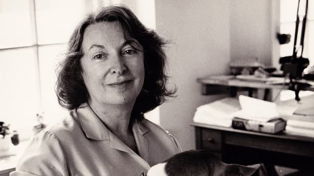 What She Said: The Art of Pauline Kael assista online