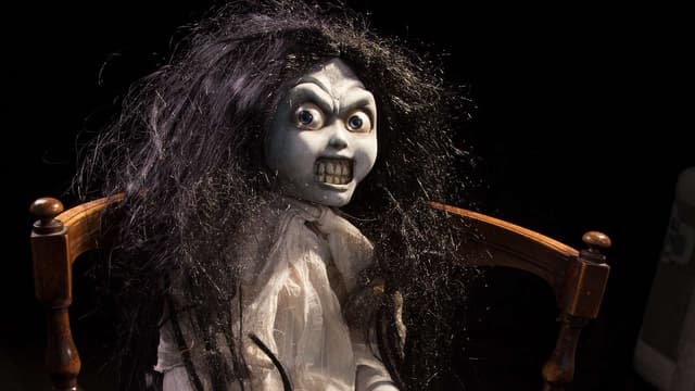 Curse of the Witch's Doll assista online