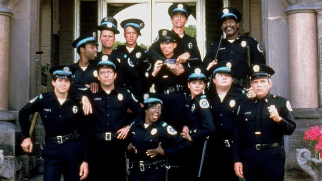 Loucademia de Polícia assista online