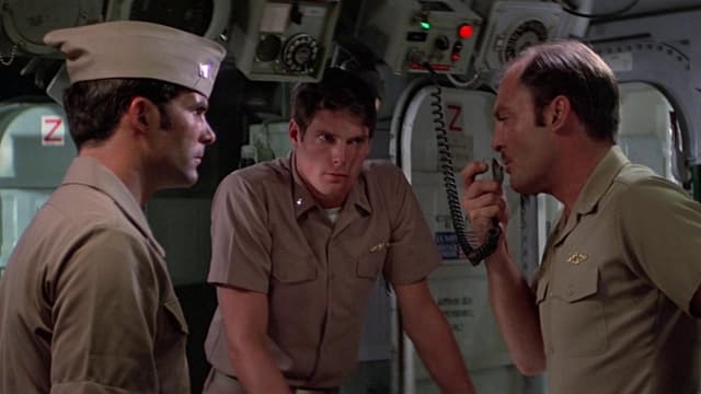S.O.S. - Submarino Nuclear assista online