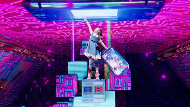 Alice no Mundo da Internet assista online
