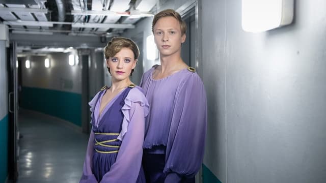 Torvill & Dean assista online