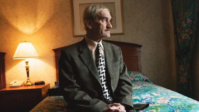 The Man Who Saved the World assista online