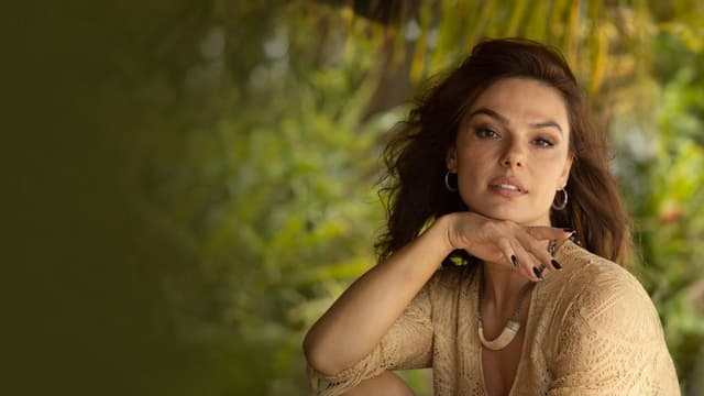 Angela assista online