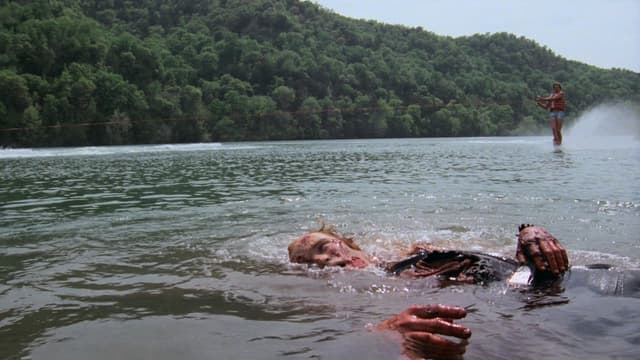 Piranha assista online