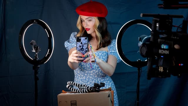 Influencer de Mentira assista online