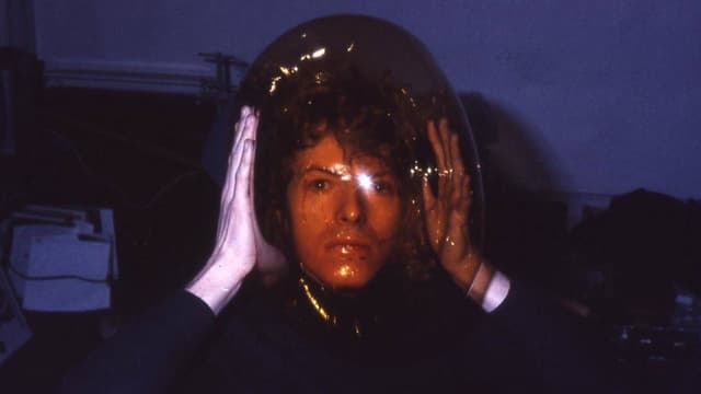 David Bowie - A Conquista da Fama assista online