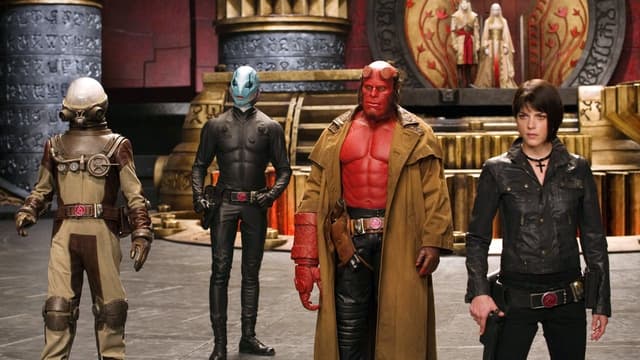 Hellboy II: O Exército Dourado assista online