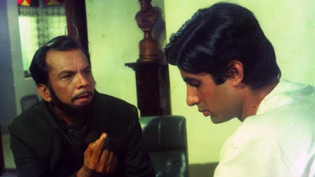 आनन्द assista online