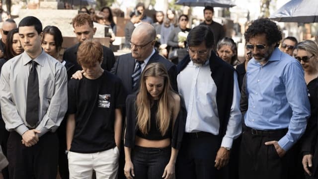 A Menina Que Matou os Pais: A Confissão assista online