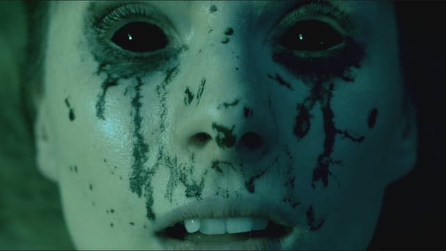 The Creature Below assista online