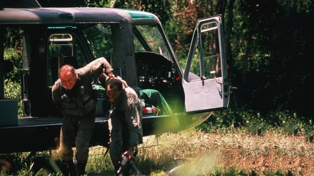 Bat 21: Missão no Inferno assista online