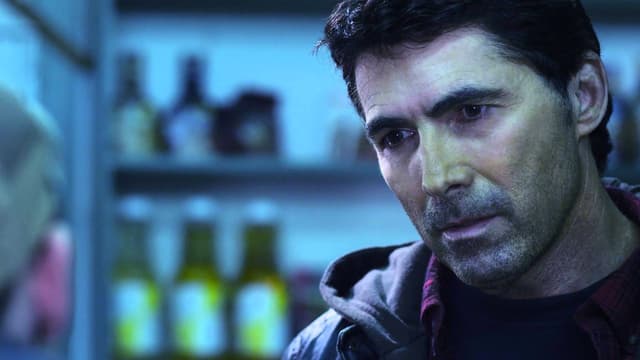 Hollow Creek assista online