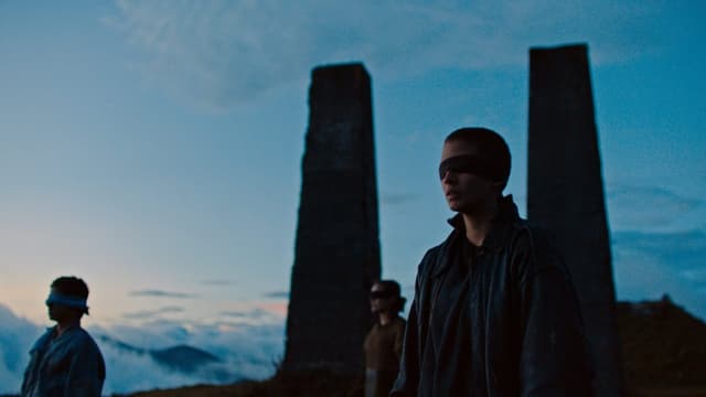 Monos: Entre o Céu e o Inferno assista online