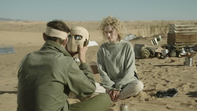 Everything Beautiful Is Far Away assista online