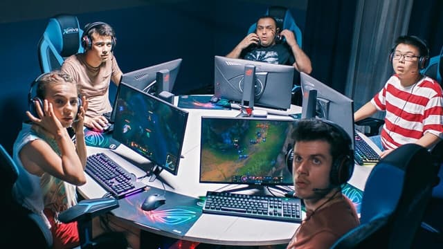 Jogos Virtuais: O Início assista online
