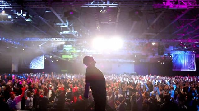 Tony Robbins: Eu Não Sou Seu Guru assista online