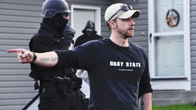 A Gray State assista online