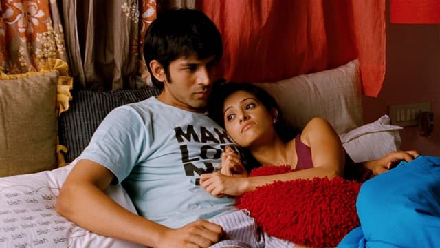 Pyaar Ka Punchnama assista online