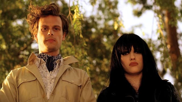 Suburban Gothic assista online