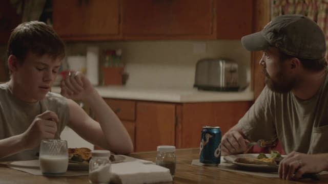Hellion assista online