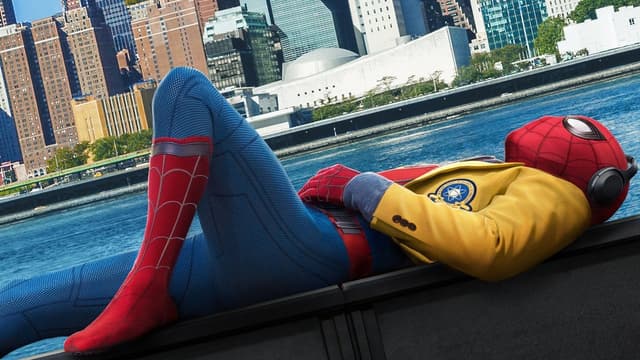 Homem-Aranha: De Volta ao Lar assista online