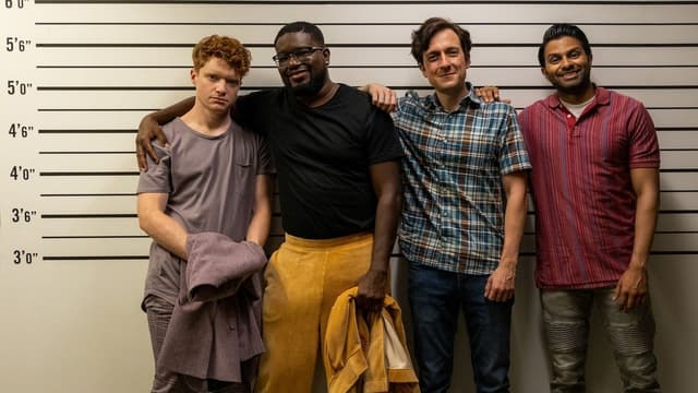 Bromates: Amigos em Apuros assista online