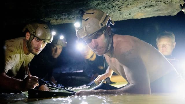 Milagre na Caverna assista online