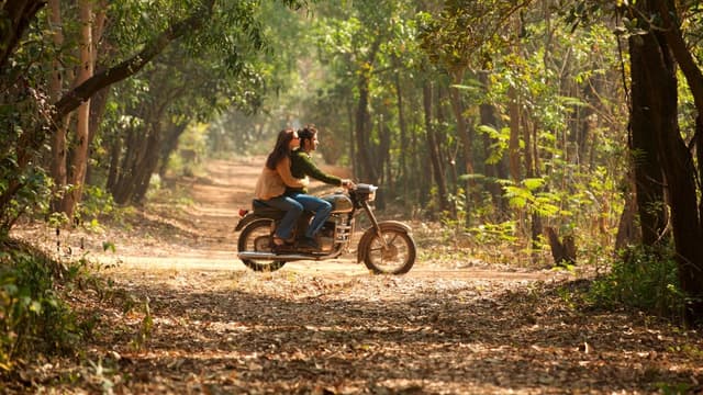Uma Morte no Gunj assista online