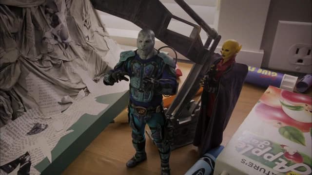 Tem Alienígenas no meu Quarto assista online