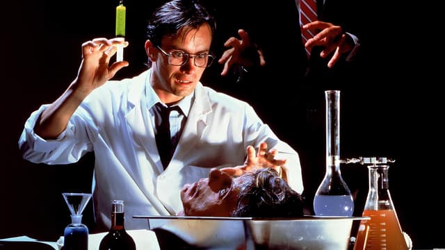 Re-Animator: A Hora dos Mortos-Vivos assista online