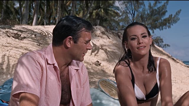 007 Contra a Chantagem Atômica assista online