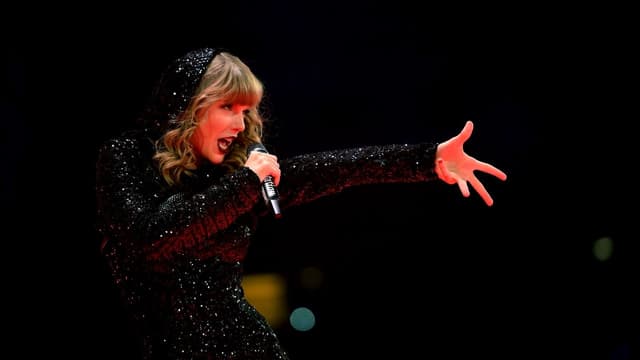 Taylor Swift: Reputation Stadium Tour assista online