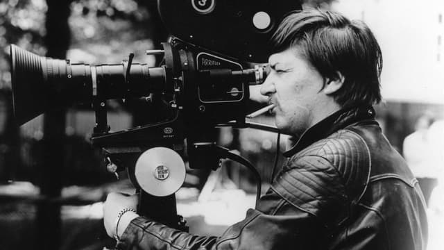 Fassbinder assista online